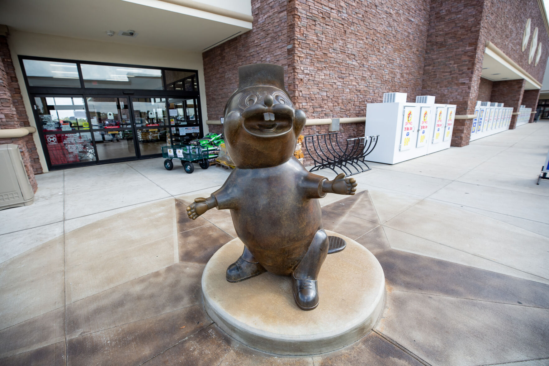 BUC-EE'S FILE - COURTESY (5).jpg